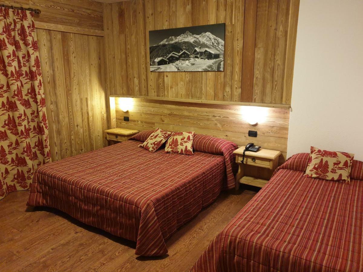 Hotel Rendez-Vous - Эмавиль Экстерьер фото