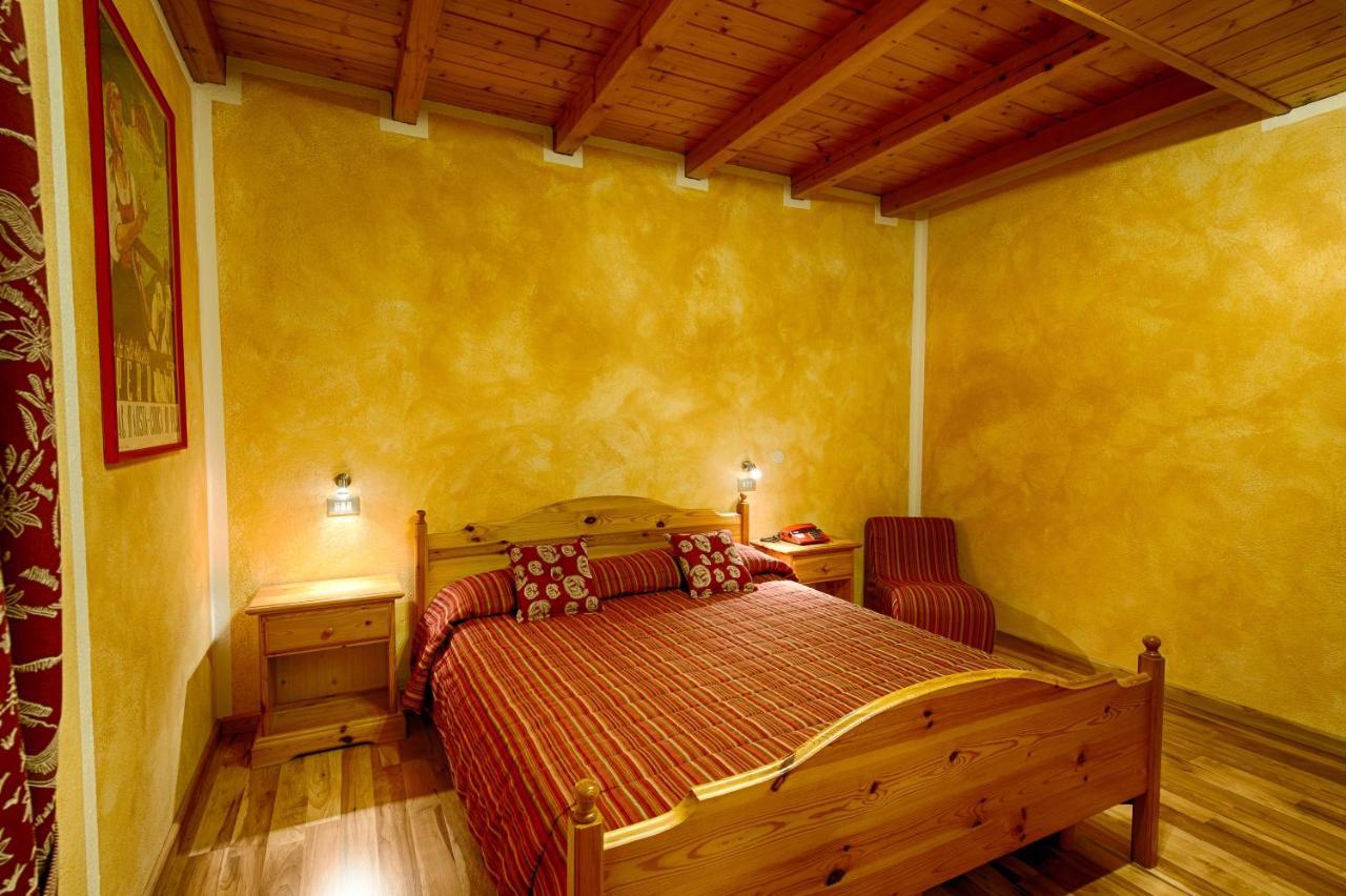 Hotel Rendez-Vous - Эмавиль Номер фото