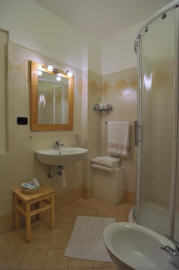 Hotel Rendez-Vous - Эмавиль Номер фото